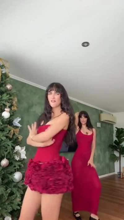 Red Christmas Dresses