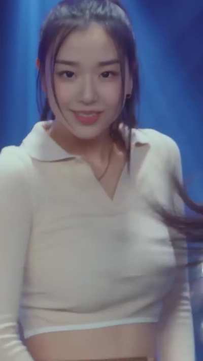 tripleS - Chaeyeon (Repost)