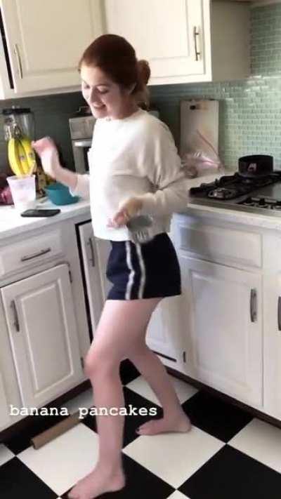 Marlhy doin' the pancake dance
