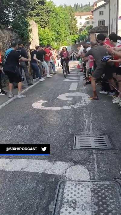 This Italian granny accidentally joined the Giro d'Italia bike race