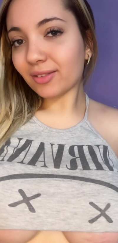 Gotta love a thick blondie..