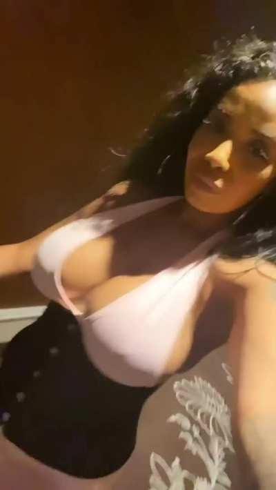 Sexy Ass Havana! 🔥