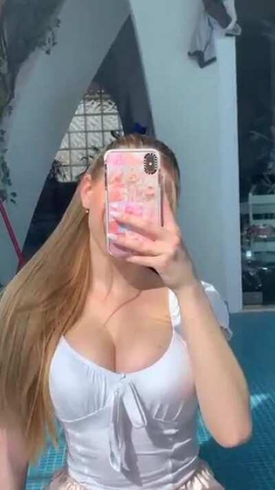 It keeps getting better🔥🍒