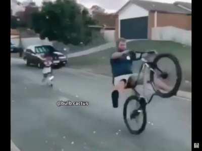 Yo what the fuck😭😭