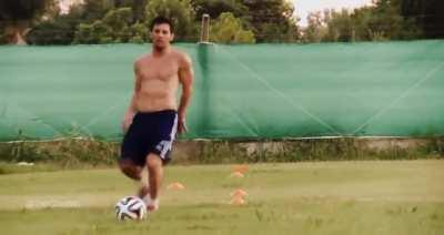 [Rare Video] Messi training in Rosario for the 2014 World Cup