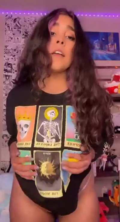 I can be your big tiddy goth gf but you have to suck on my nipples