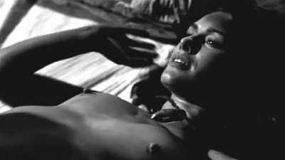 Lena Headey is such a Tease in 300 (2006).