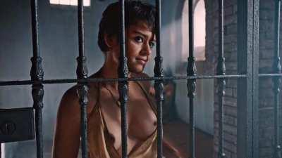 Rosabell Laurenti-sellers On Game Of Thrones