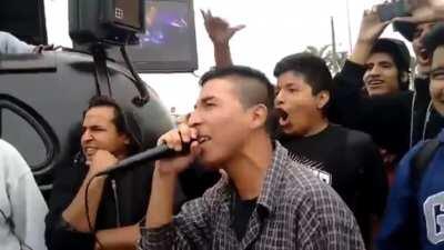 Escucharse el tema escucharse el tema de mi colega 🤚😎