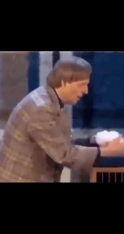 Poor Colonel Sanders!!