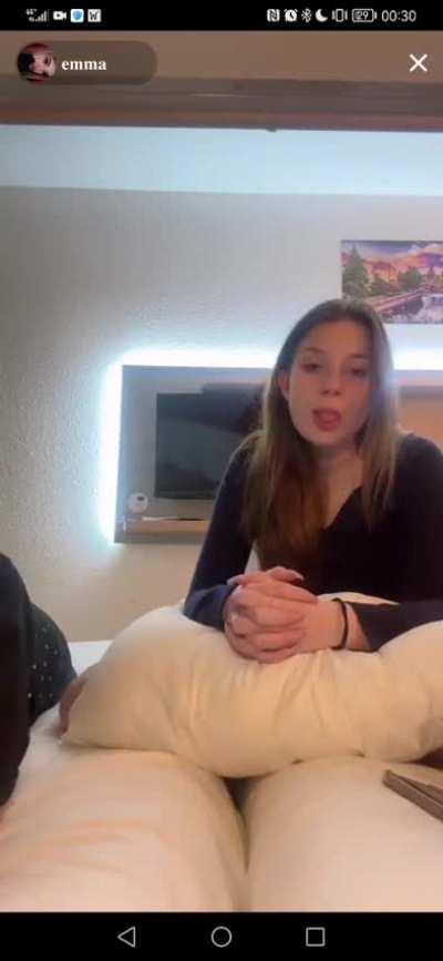 Three girls (18+) show feet on live - pt.2