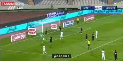 A very very long throw-in in the Iranian league today by Nader Mohamedy.