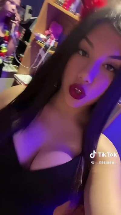 Μας Τρελανες Ρε Νασια 🍒💦