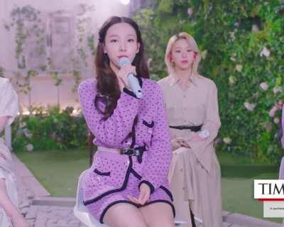 210129 - Gorgeous Nayeon (+ Chaeyoung, Dahyun)