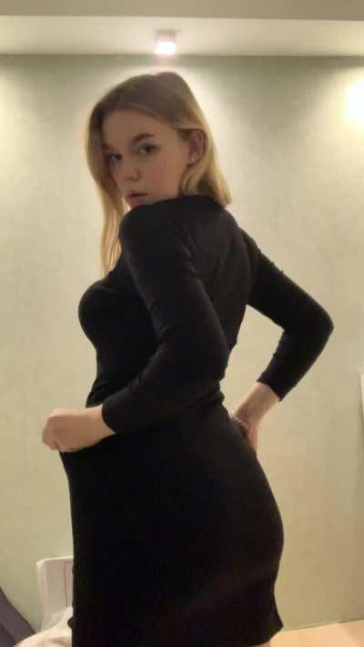 I need my thong peeled off :(