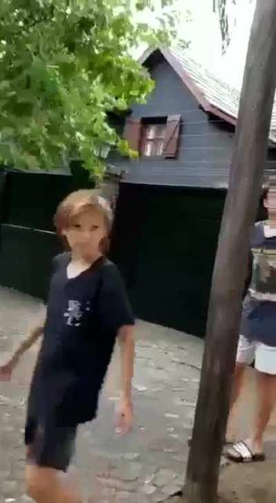 no es mi video, lo encontré x grupos de whatapps