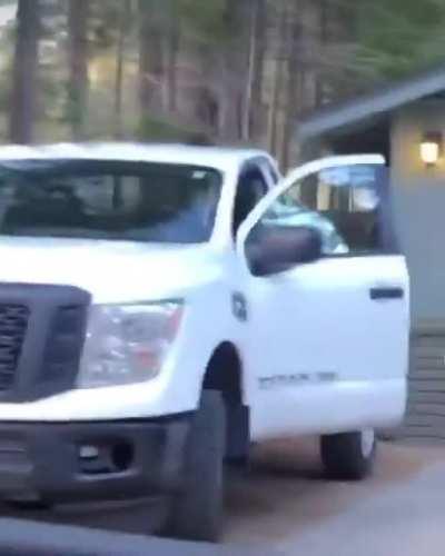 Русские там