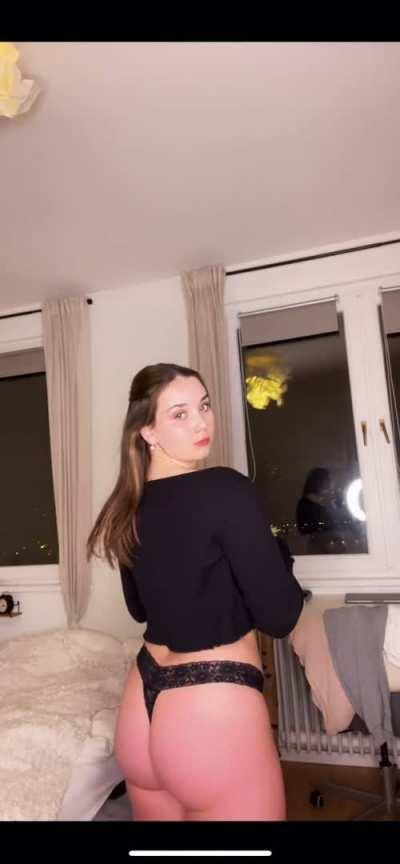 The bigger the butt, the more fun it is to fuck