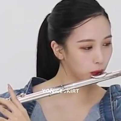 Mina, what's the name of that song?