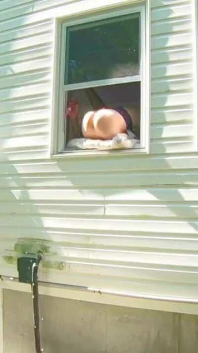 Se fac probe la reteaua de apa calda in sectorul 6, dar tot mai apar pierderi.