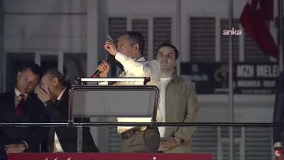 Özgür Özel: Erdoğan, ben senin Filistin sevgini sorgulamıyorum, çünkü ortada olmayan bir şey sorgulanamaz. Sende Filistin hassasiyeti yok; Sende Trump hassasiyeti var, Trump korkusu var!