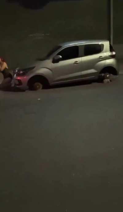 Fucking in the street