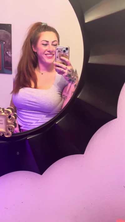 Feeling myself this evening. Wish you could too ;)