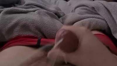 Throwback to the first time I ever filmed myself cumming. 10 shots of sticky goodness 😩