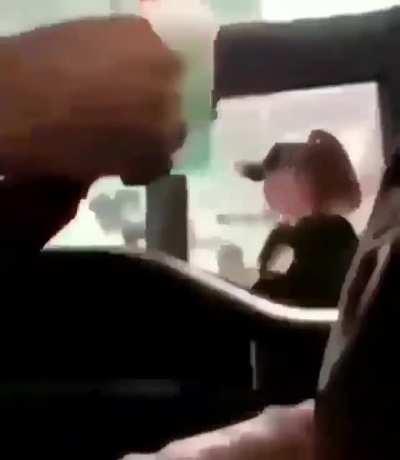 Can I also get some napkins?