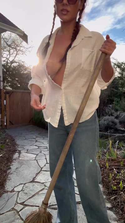 My early spring cleanup was a bit nippy