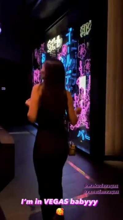 Tori in Vegas (2 Stories Stitched)