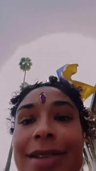 Aiyana keeping an eye out for Supercoolemu 😂