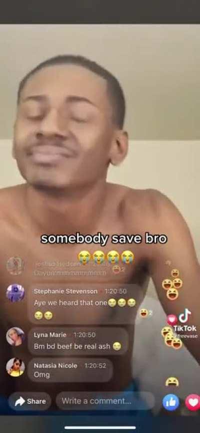 not sub related but wyd if your girl does this to you ??