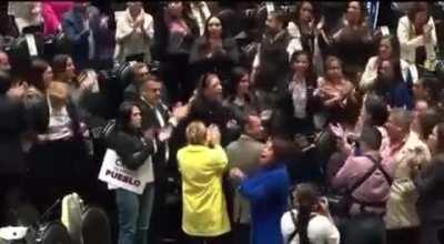 La dip de Morena Selene Avila explota contra su bancada por noa signar recursos para Acapulco