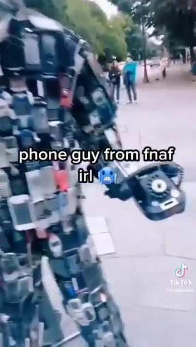 Day 42 of posting fnaf memes everyday until the movie comes: