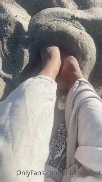 Rocsi playing in the sand