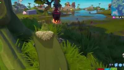 Just want to say Wolverine fighting Gorgers is one of the best things I have seen in Fortnite