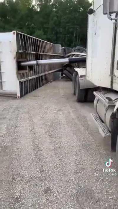 Yep... Boss, It happened again.