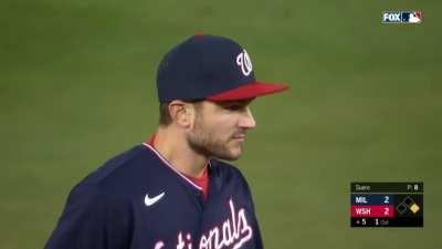 [Highlight] Trea Turner makes an insane back-handed throw to trick and throw out Wong at third on an infield single