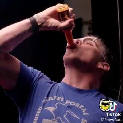 Steve-O is LITERALLY the definition of B.D.E. 😭😭😭😭