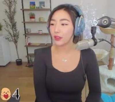 janet lookin fine as per usual