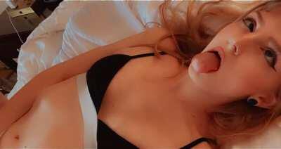 gifs aren&rsquo;t working so maybe you&rsquo;ll click 🥺❤️