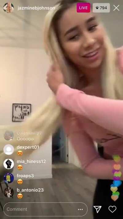 Y’all it’s her birthday tonight and she said the live finna be lit get your screen record ready