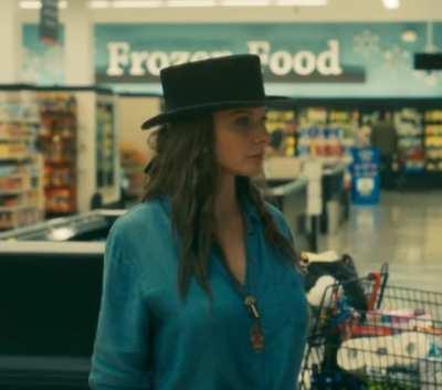 Rebecca Ferguson is a thick milf