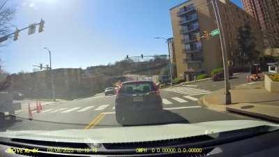 Honked three times at a car in 30 seconds - AITA?