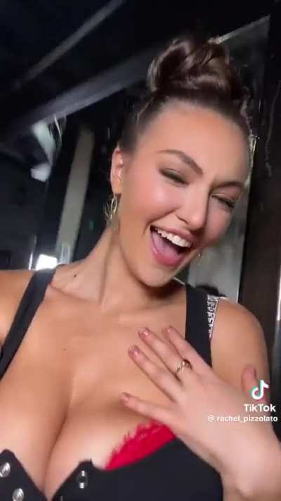 She’s so beautiful 😍