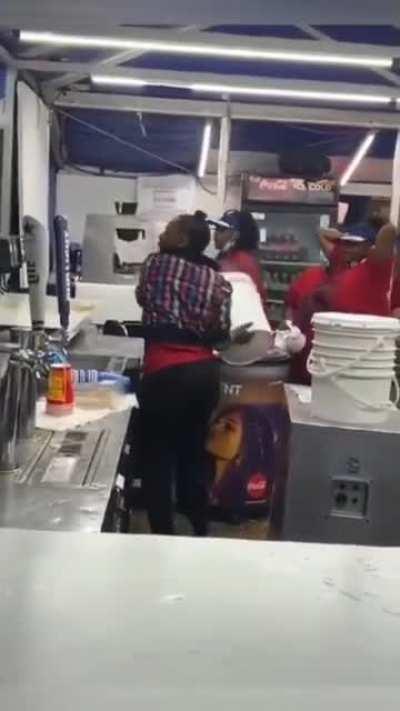 Chaos ensues between concession stand workers and guests at State Fair of Texas.