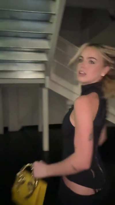 I'm a slave for you - TikTok - 09/26/25