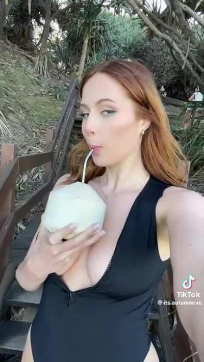 It’s.autumneve 19yo redhead