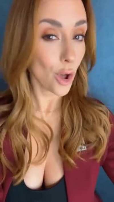 Jennifer Love Hewitt